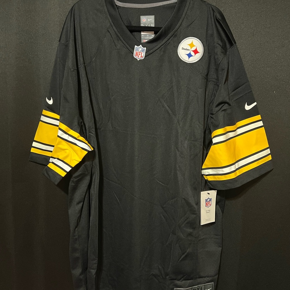 Nike Black and Yellow Men's Jersey